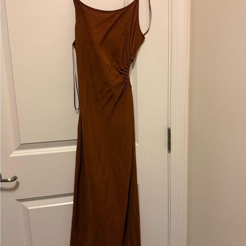 Elegant Brown Sleeveless Dress